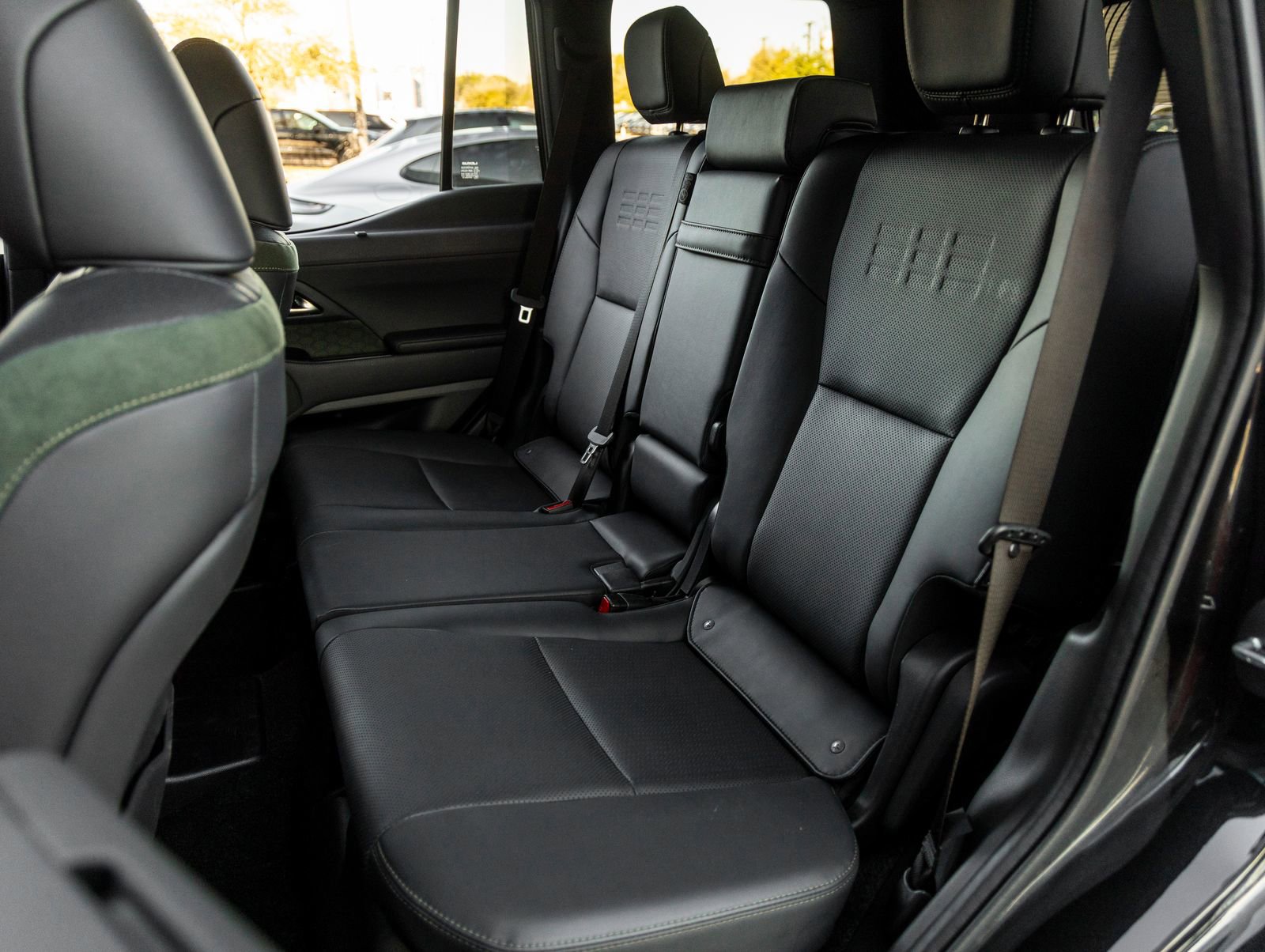 Used 2024 Lexus GX 550 550 Overtrail image 36