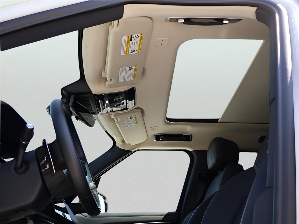 Used 2024 Land Rover Range Rover SE image 72