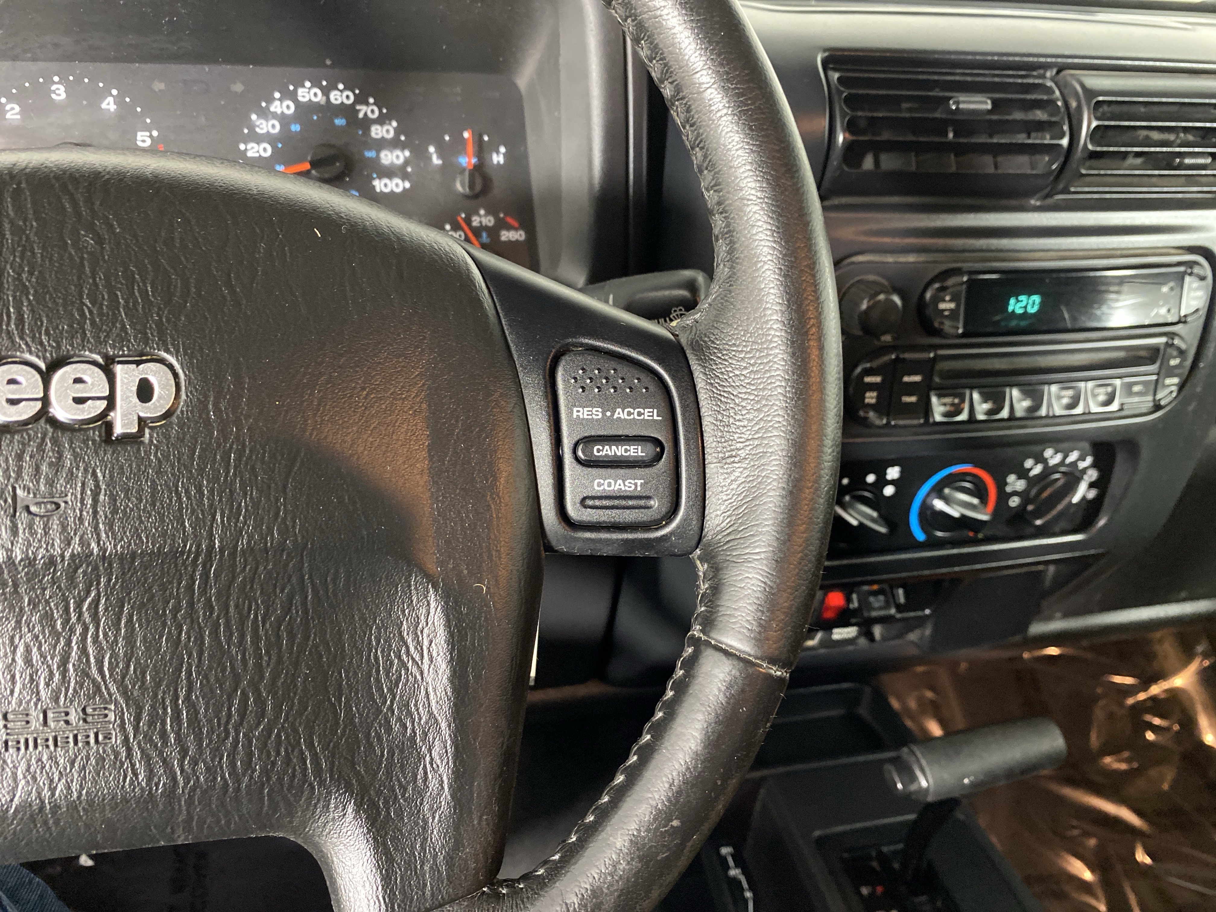 Used 2006 Jeep Wrangler X w/ Tire & Wheel Group (Ecco) AWD/4WD image 18