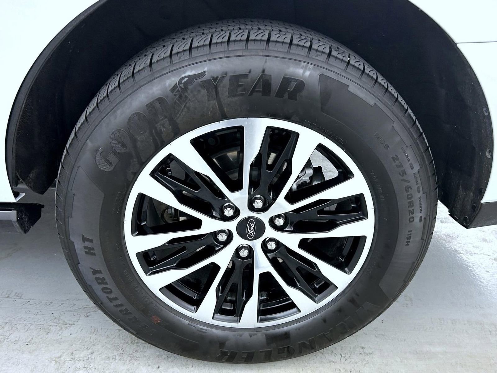 Used 2025 Ford Expedition Platinum AWD/4WD image 28