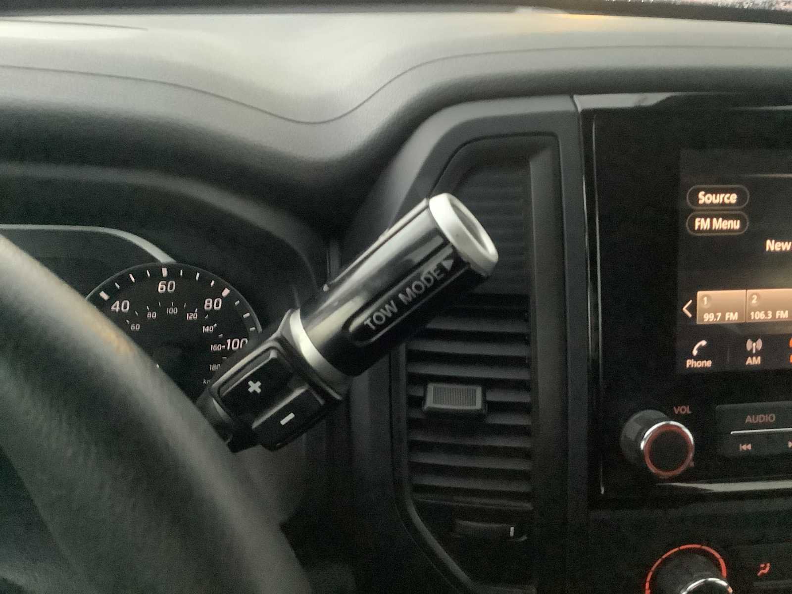 Used 2023 Nissan Titan SV image 18