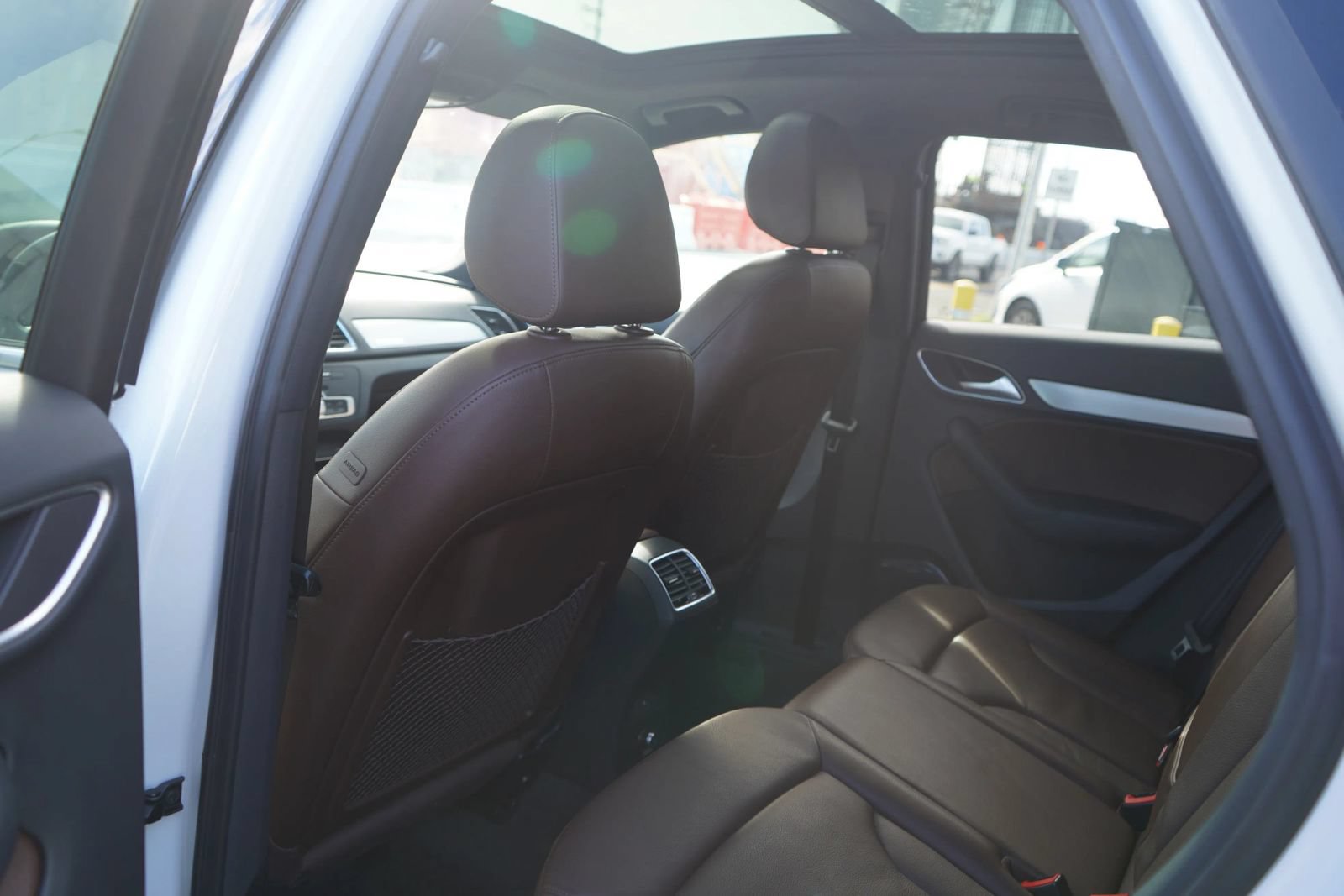 Used 2018 Audi Q3 2.0T Premium Plus w/ Premium Plus Package AWD/4WD image 17