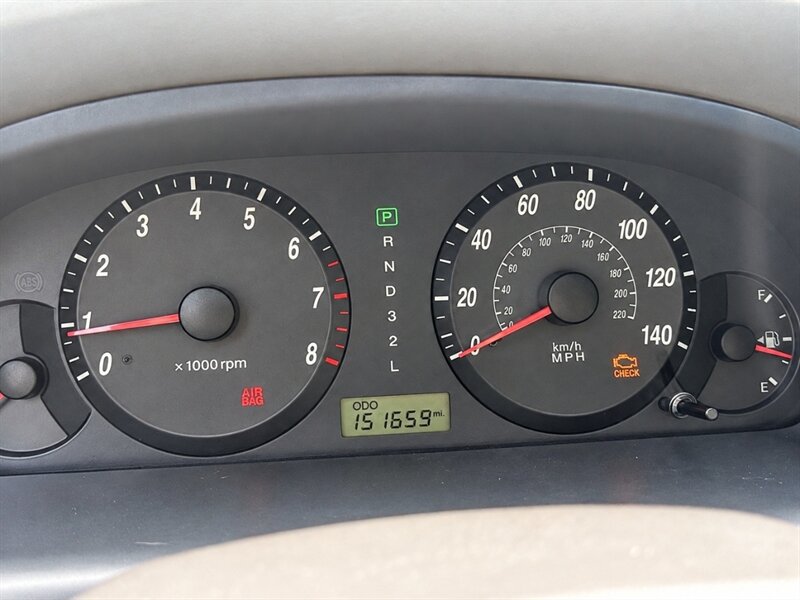 Used 2005 Hyundai Elantra GLS FWD image 13