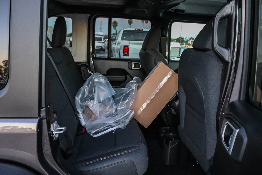 New 2026 Jeep Wrangler Unlimited Sport AWD/4WD image 19