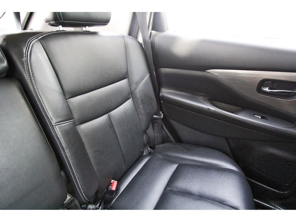 Used 2018 Nissan Murano SL w/ Cargo Package FWD image 12