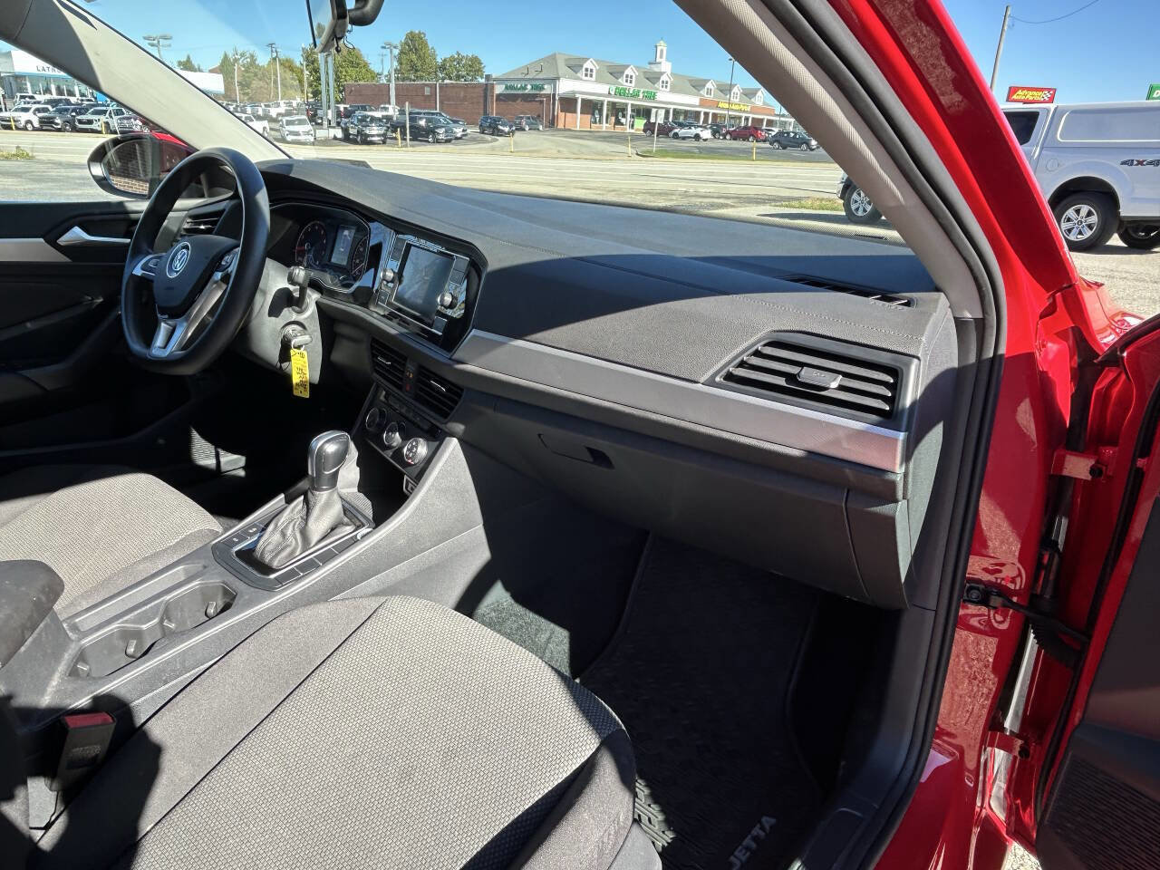 Used 2021 Volkswagen Jetta S image 14