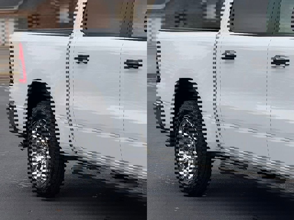 Used 2023 RAM 1500 Big Horn image 10