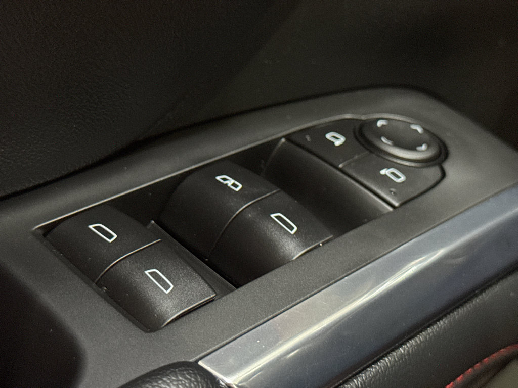 Used 2025 Chevrolet Traverse Z71 w/ Enhanced Driving Package AWD/4WD image 33