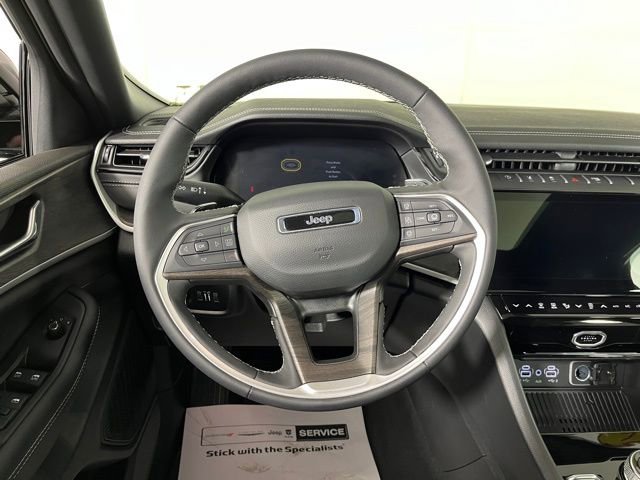 Used 2026 Jeep Grand Cherokee Altitude image 20