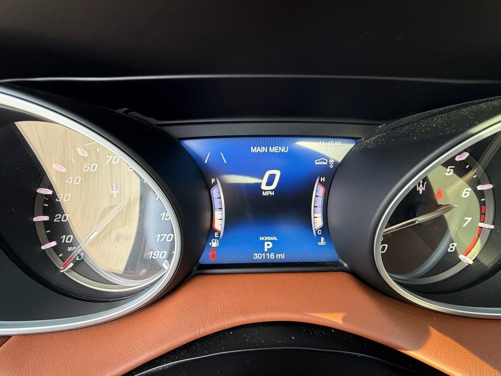 Used 2019 Maserati Levante GranLusso image 17