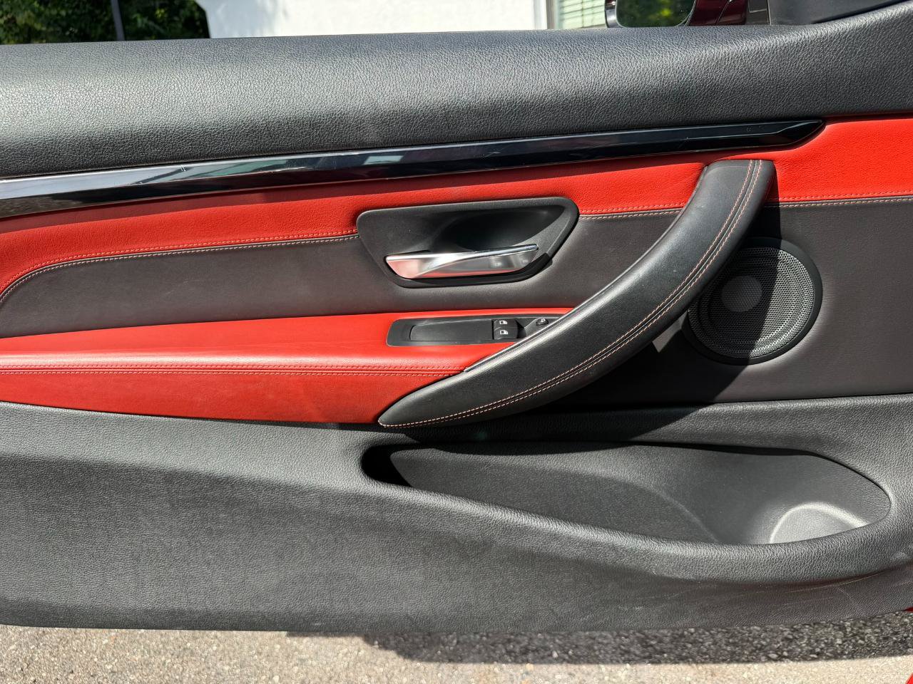 Used 2016 BMW M4 Coupe RWD image 30
