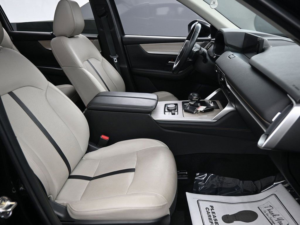 Used 2024 MAZDA CX-90 3.3 Turbo w/ Preferred Package image 37