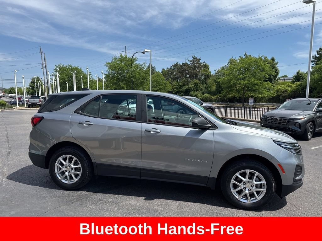 Used 2023 Chevrolet Equinox LS AWD/4WD image 8