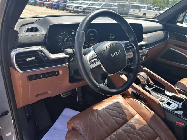 Used 2025 Kia Telluride SX Prestige X-Pro AWD/4WD image 13