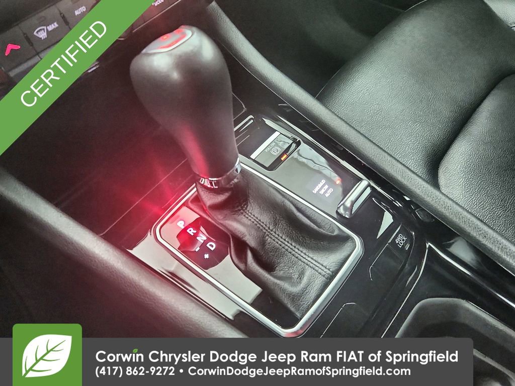 Used 2024 Jeep Compass Limited image 28