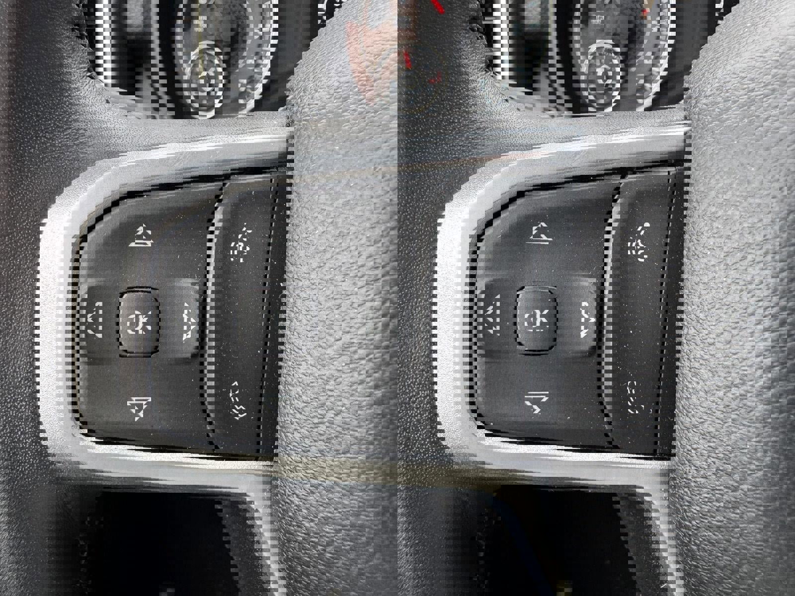 Used 2024 RAM 2500 Big Horn w/ Sport Appearance Package image 18