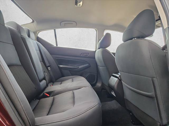 Used 2025 Nissan Altima 2.5 SV FWD image 19