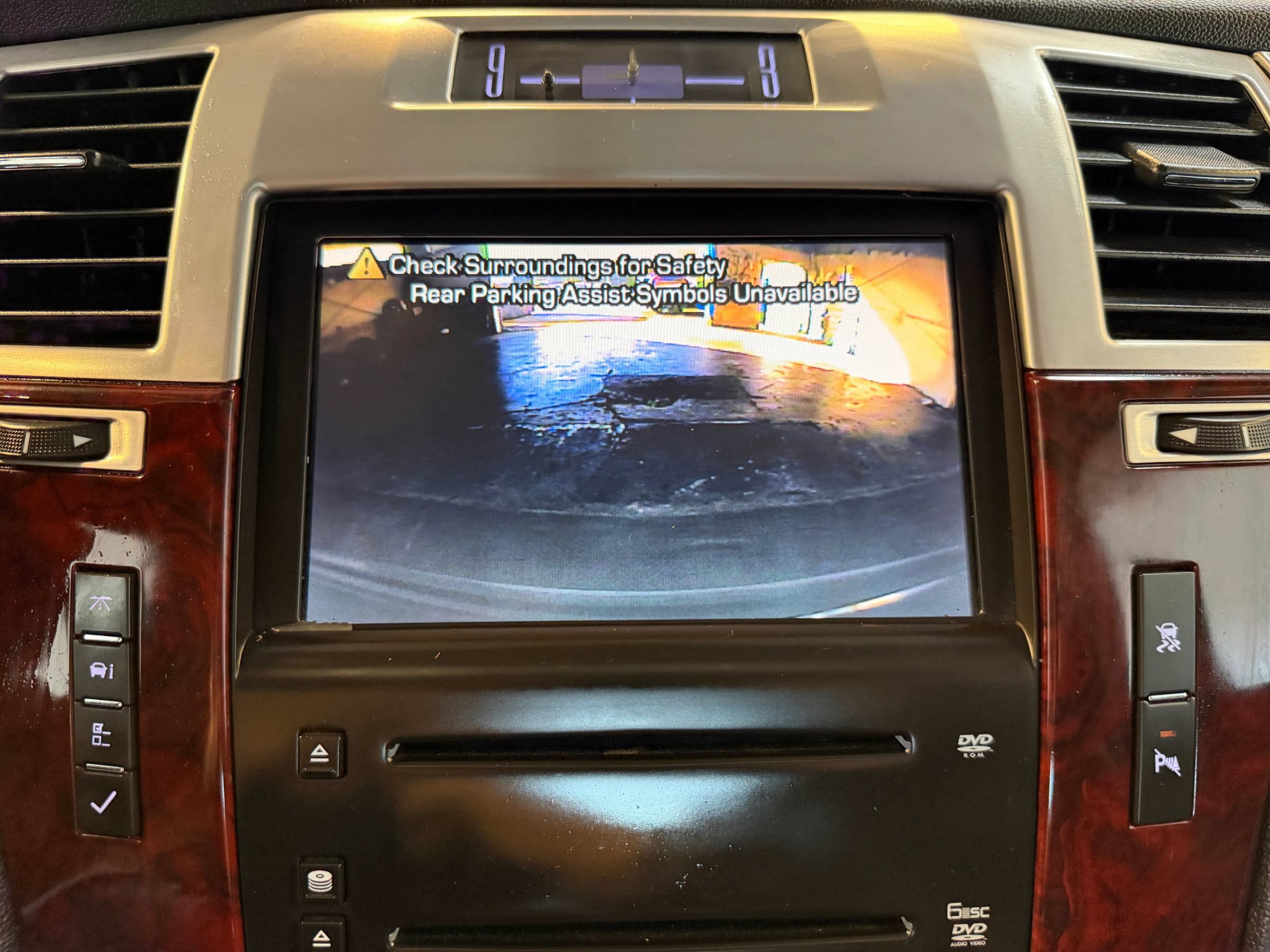 Used 2008 Cadillac Escalade AWD image 19