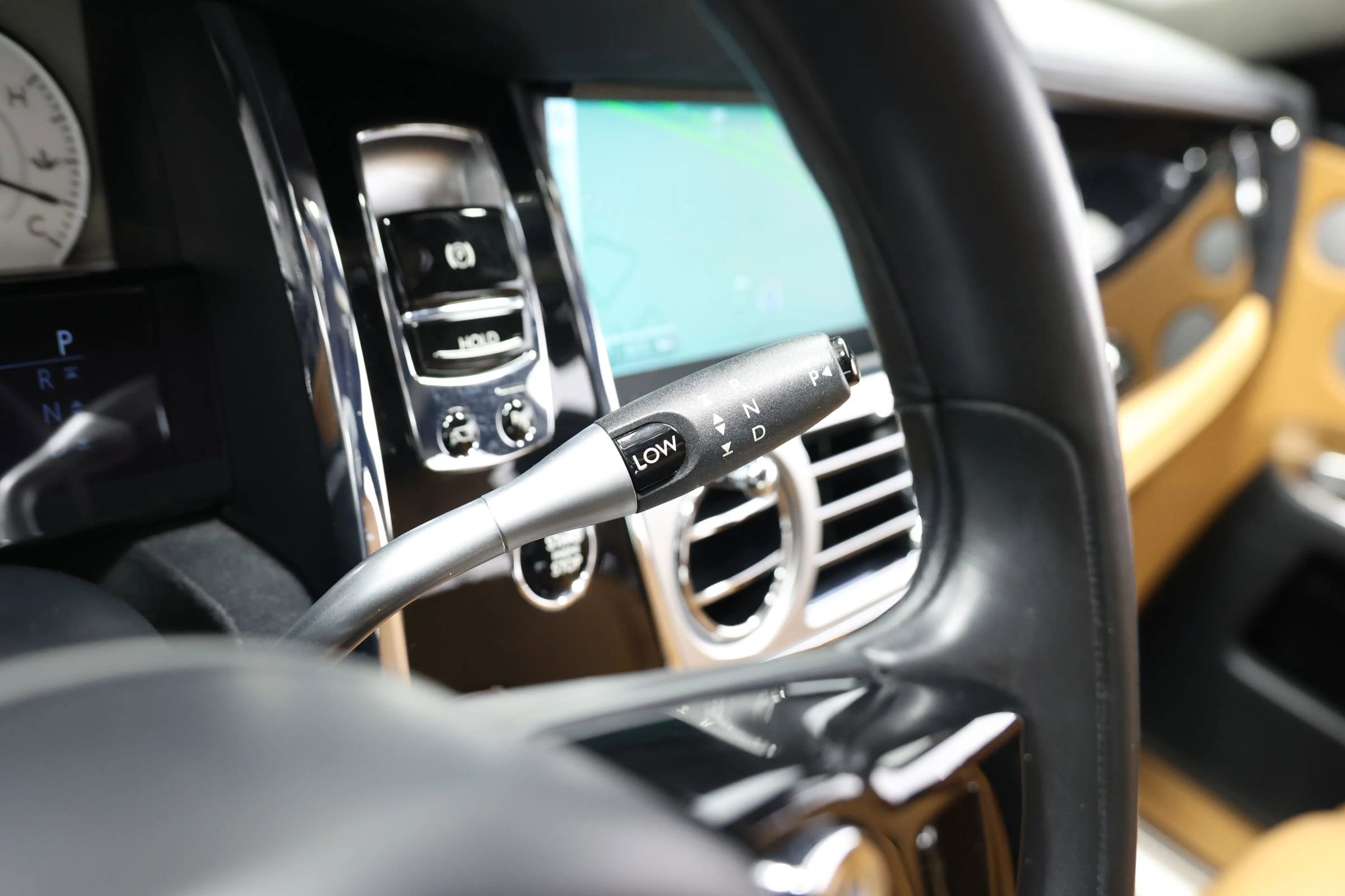 Used 2017 Rolls-Royce Ghost image 26