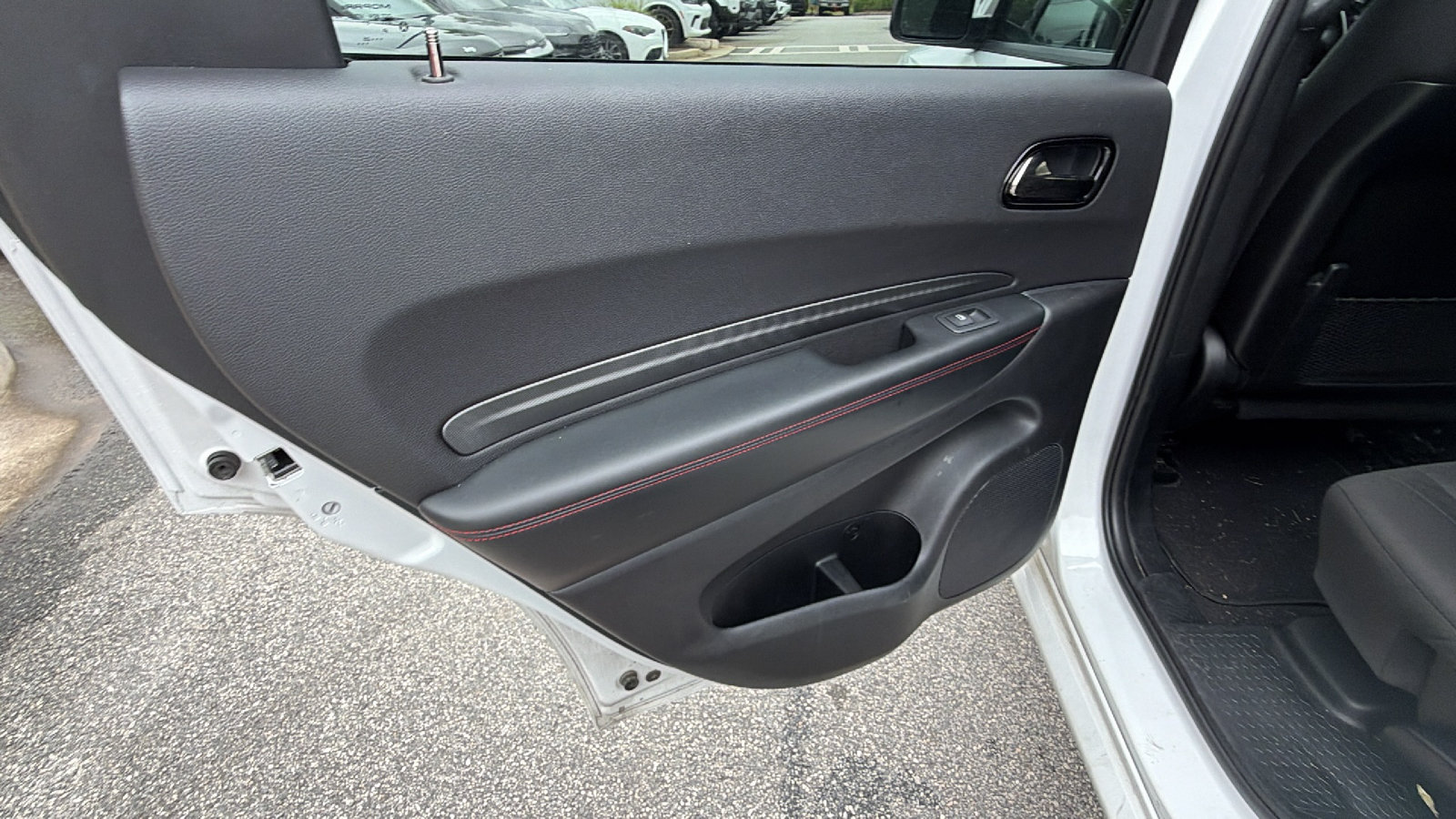 Used 2025 Dodge Durango GT AWD/4WD image 23