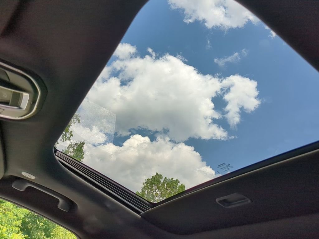 New 2025 Jeep Grand Cherokee L Laredo w/ Luxury Tech Group I image 22