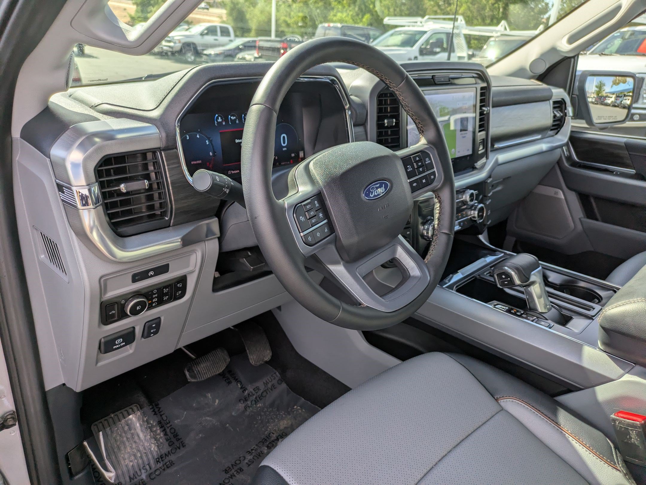 Used 2025 Ford F150 Lariat w/ Equipment Group 501A Mid AWD/4WD image 16