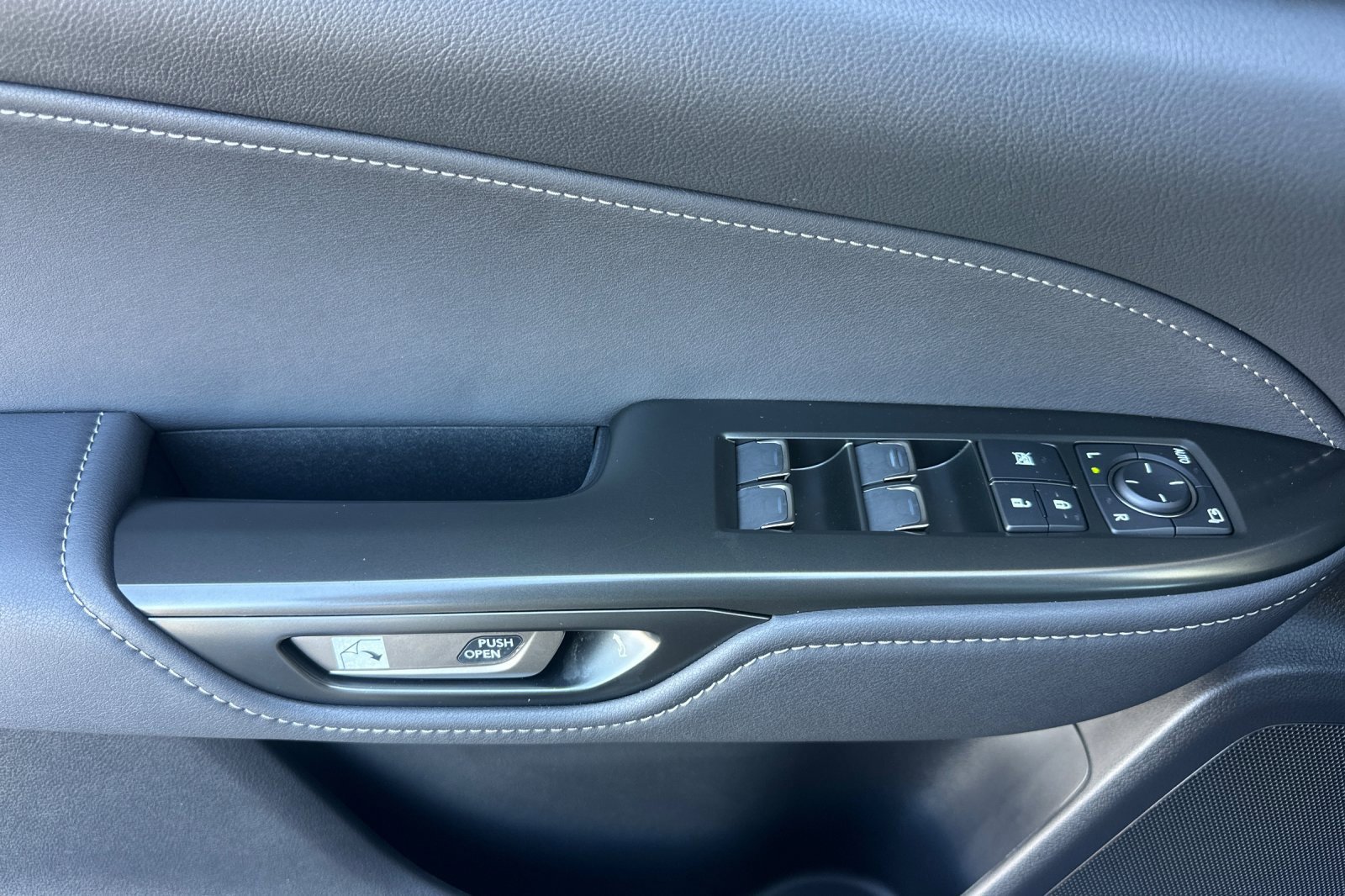 Used 2024 Lexus NX 350 AWD image 11