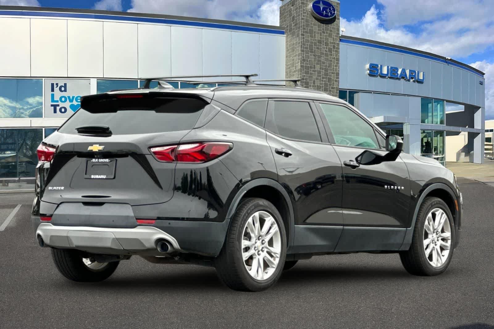 Used 2019 Chevrolet Blazer LT w/ Sun and Wheels Package FWD image 2