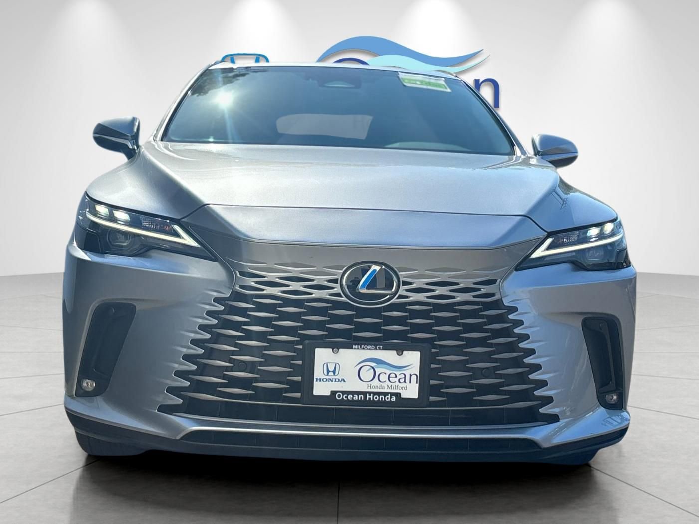 Used 2023 Lexus RX 350 Premium w/ Accessory Package AWD/4WD image 8