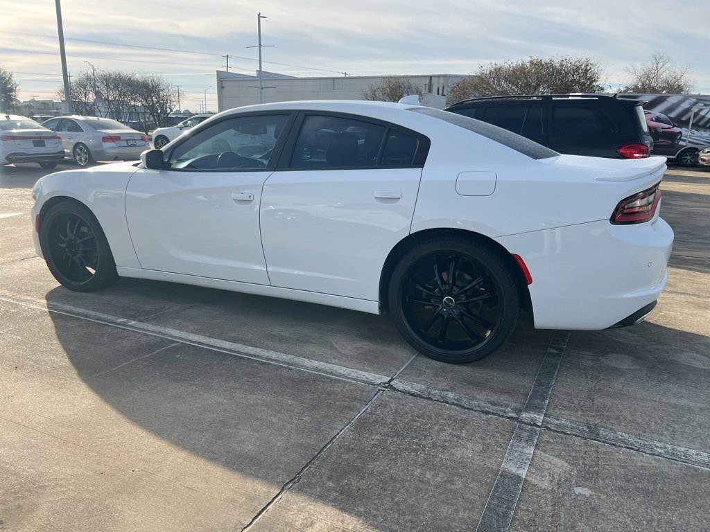 Used 2019 Dodge Charger SXT w/ Plus Group image 1