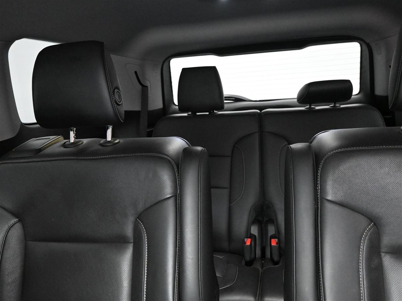 Used 2018 GMC Acadia SLT image 12