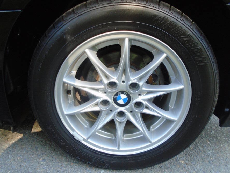 Used 2003 BMW Z4 2.5i RWD image 22