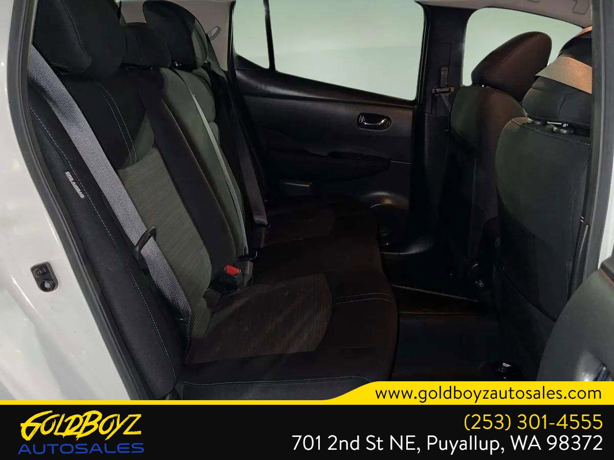 Used 2022 Nissan Leaf SV image 18