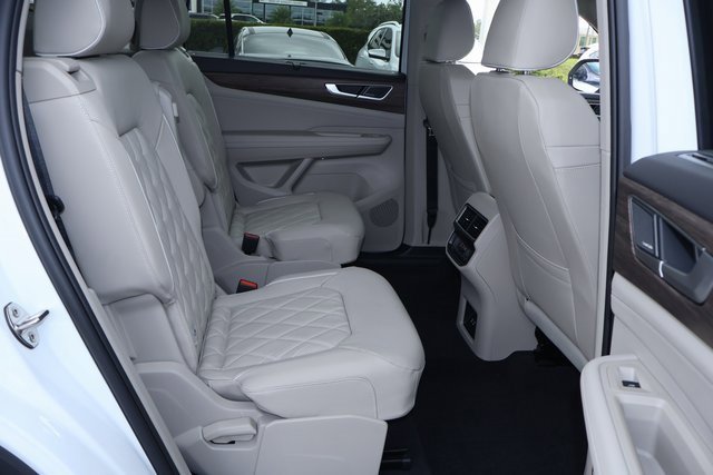 New 2026 Volkswagen Atlas SEL Premium R-Line image 17