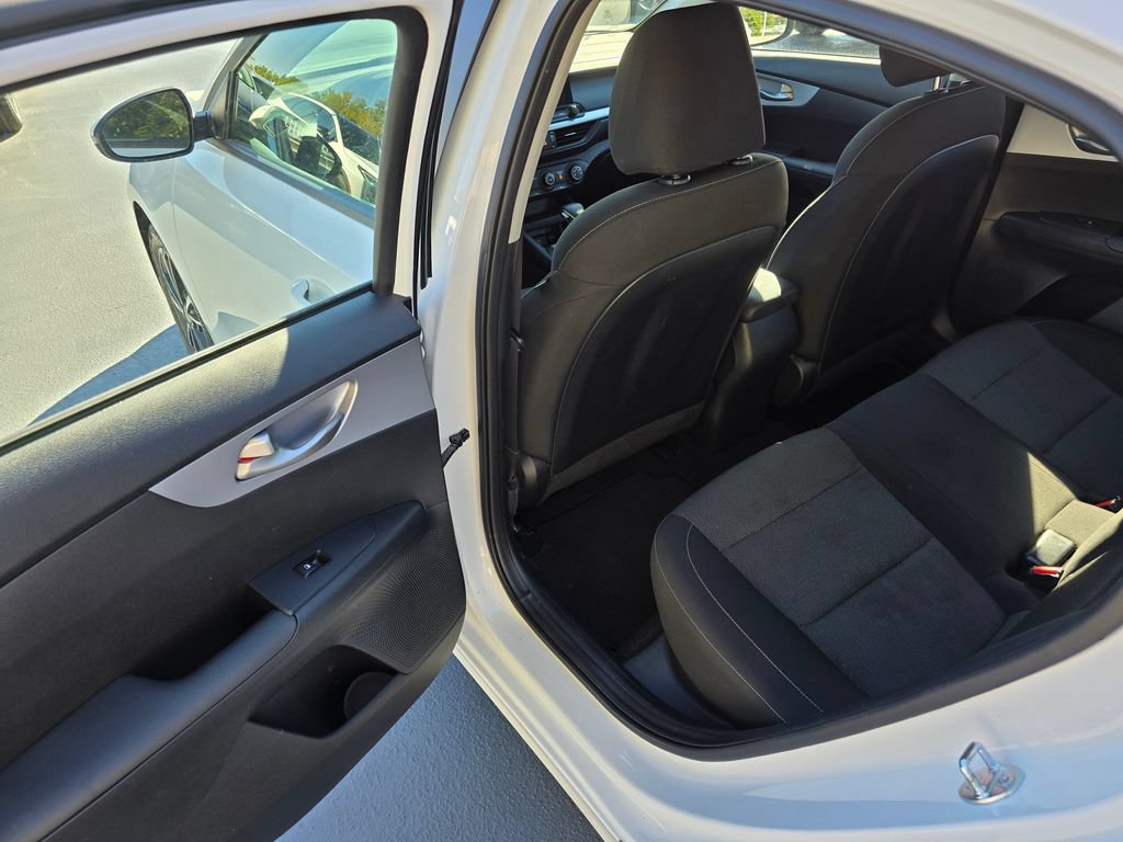 Certified 2024 Kia Forte LXS w/ LXS Technology Package FWD image 15