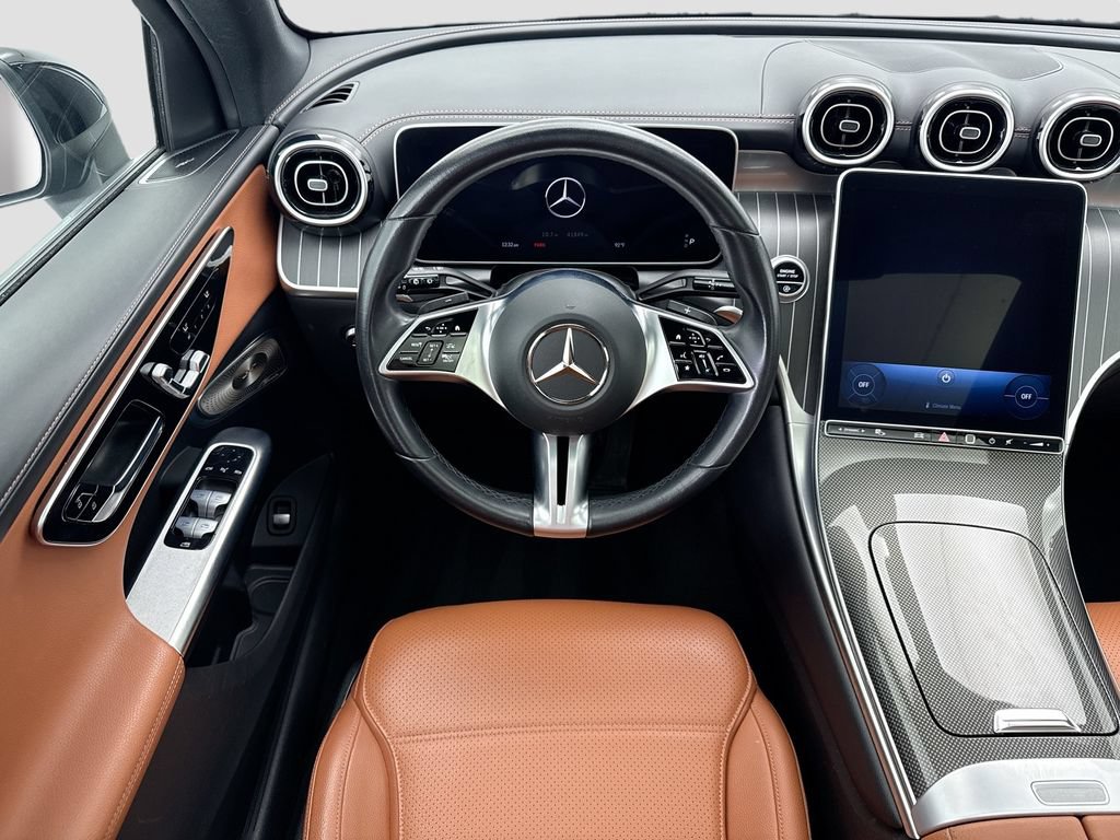 Used 2023 Mercedes-Benz GLC 300 image 10