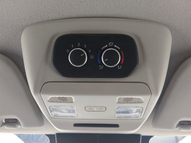 Used 2023 Ford Transit 350 XLT image 21