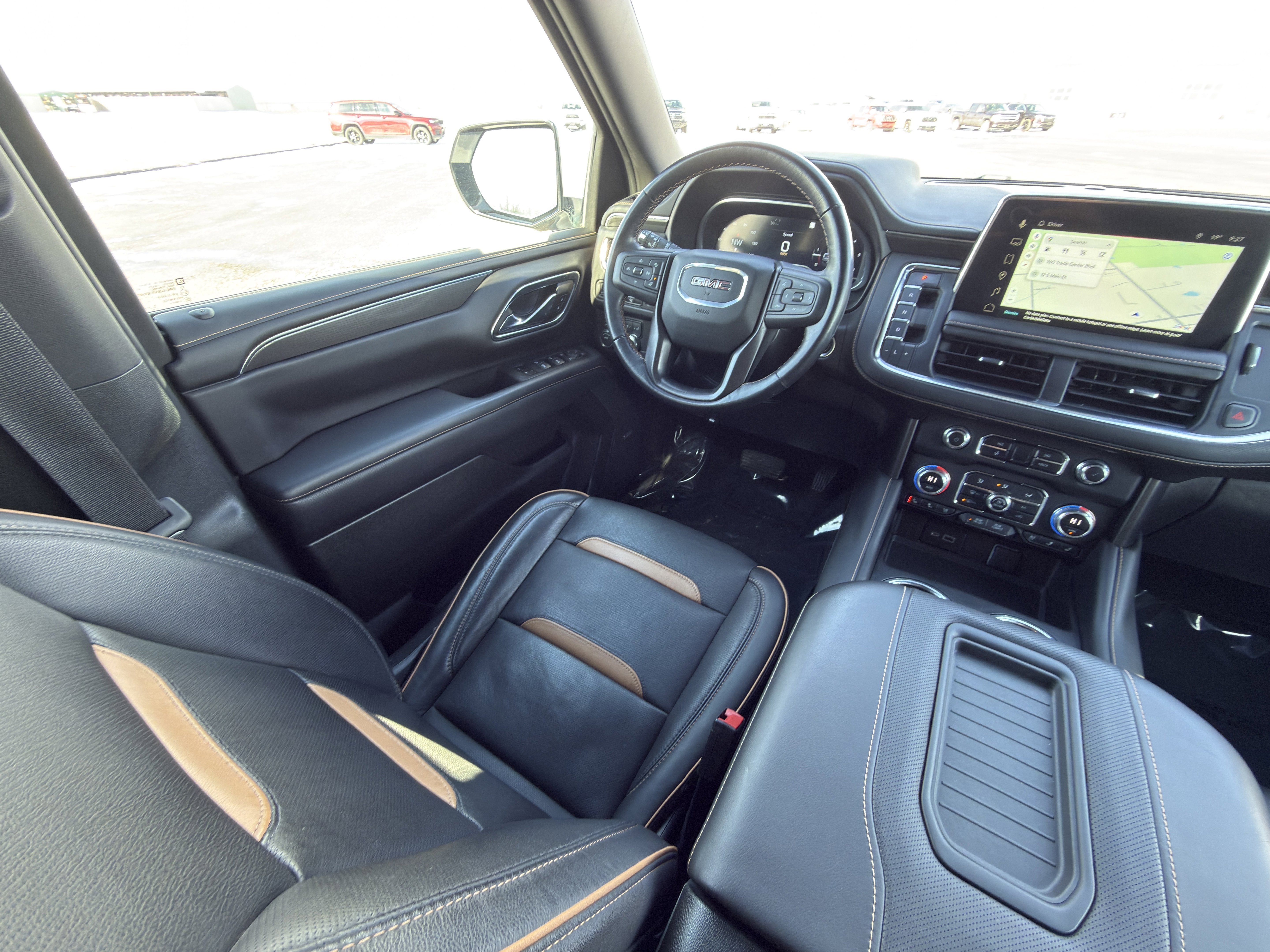 Used 2023 GMC Yukon AT4 w/ AT4 Premium Package image 33