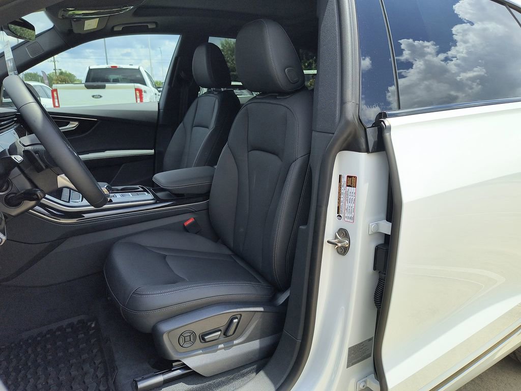 New 2025 Audi Q8 Premium Plus image 7