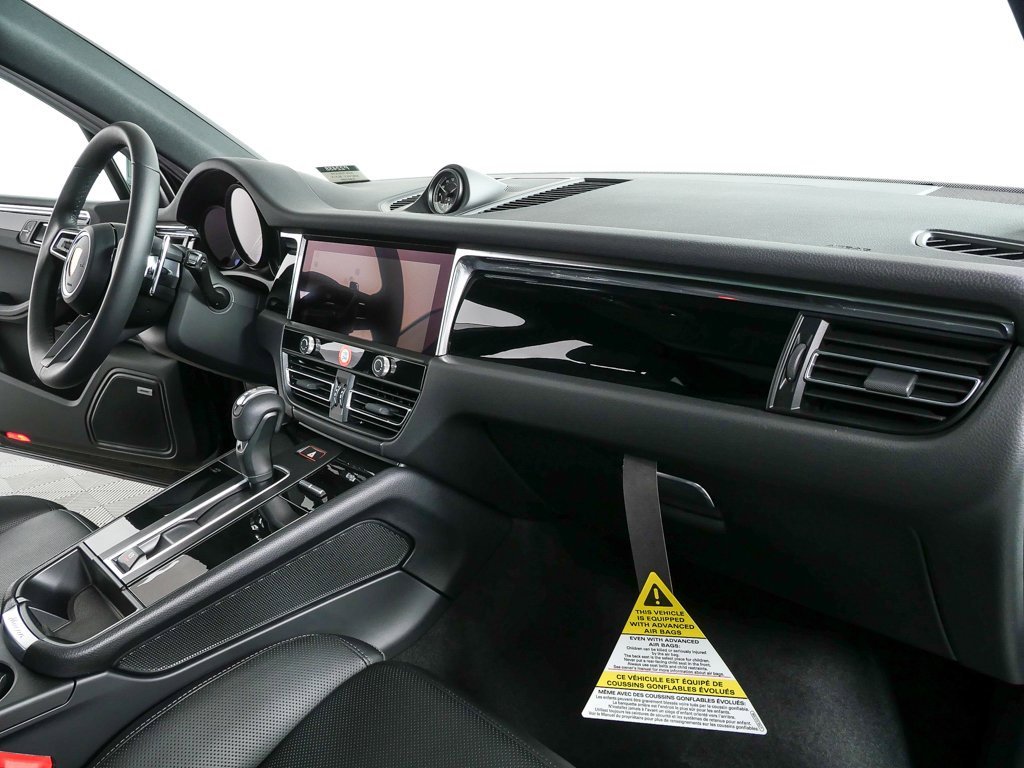 New 2026 Porsche Macan S image 26