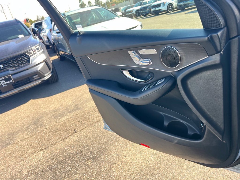 Used 2020 Mercedes-Benz GLC 300 4MATIC image 33