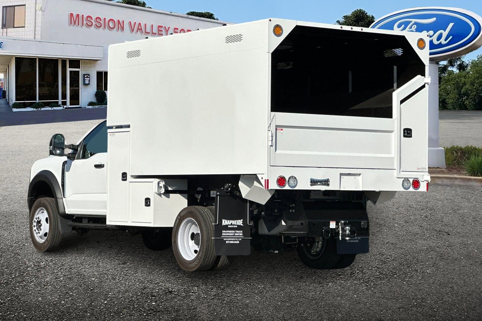 New 2025 Ford F550 2WD Regular Cab Super Duty w/ XL Chrome Package image 6