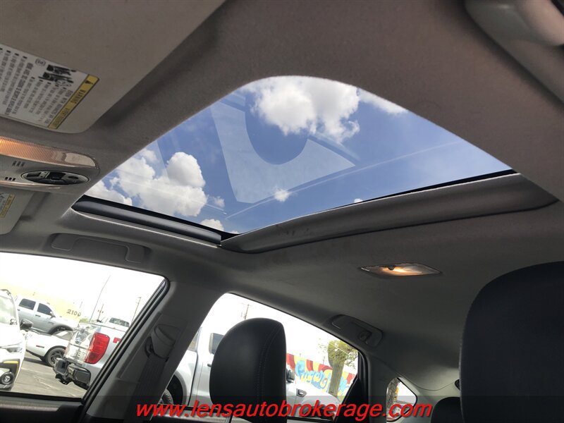 Used 2013 Toyota Prius Four w/ Deluxe Solar Roof Pkg FWD image 15