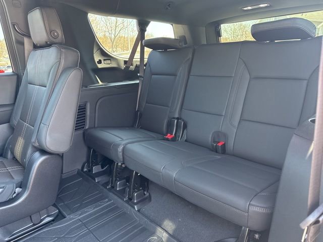 New 2026 Chevrolet Suburban High Country AWD/4WD image 26