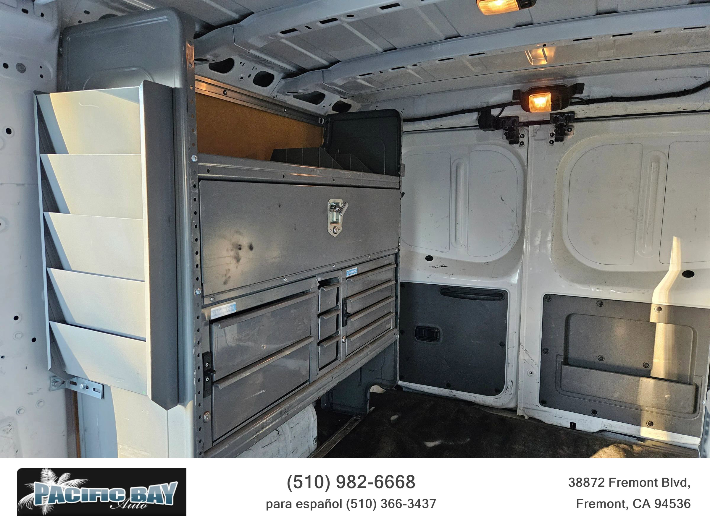 Used 2019 Nissan NV 3500 SL image 18