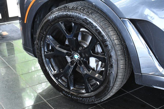 Used 2021 BMW X7 xDrive40i w/ Executive Package AWD/4WD image 53