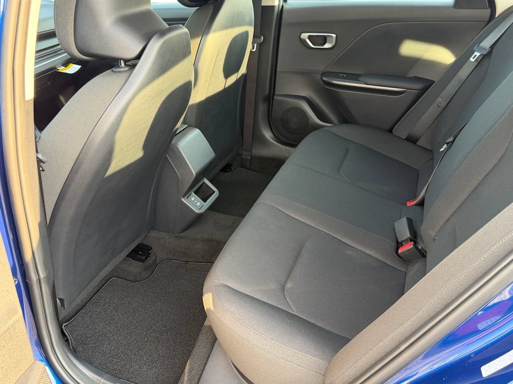 New 2026 Kia K4 FWD image 9