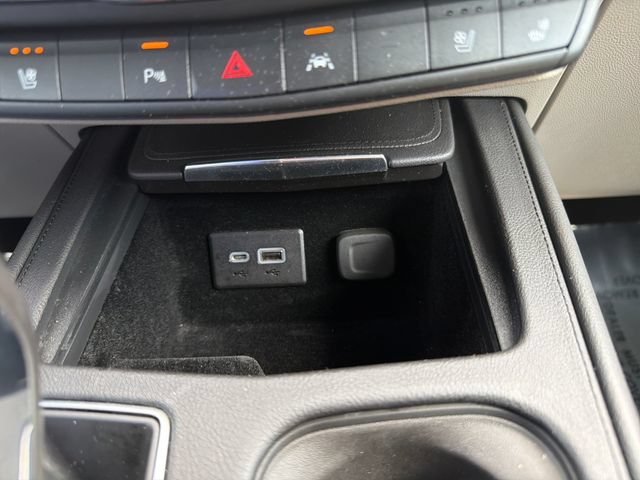 Used 2019 Cadillac XT4 Premium Luxury AWD/4WD image 23