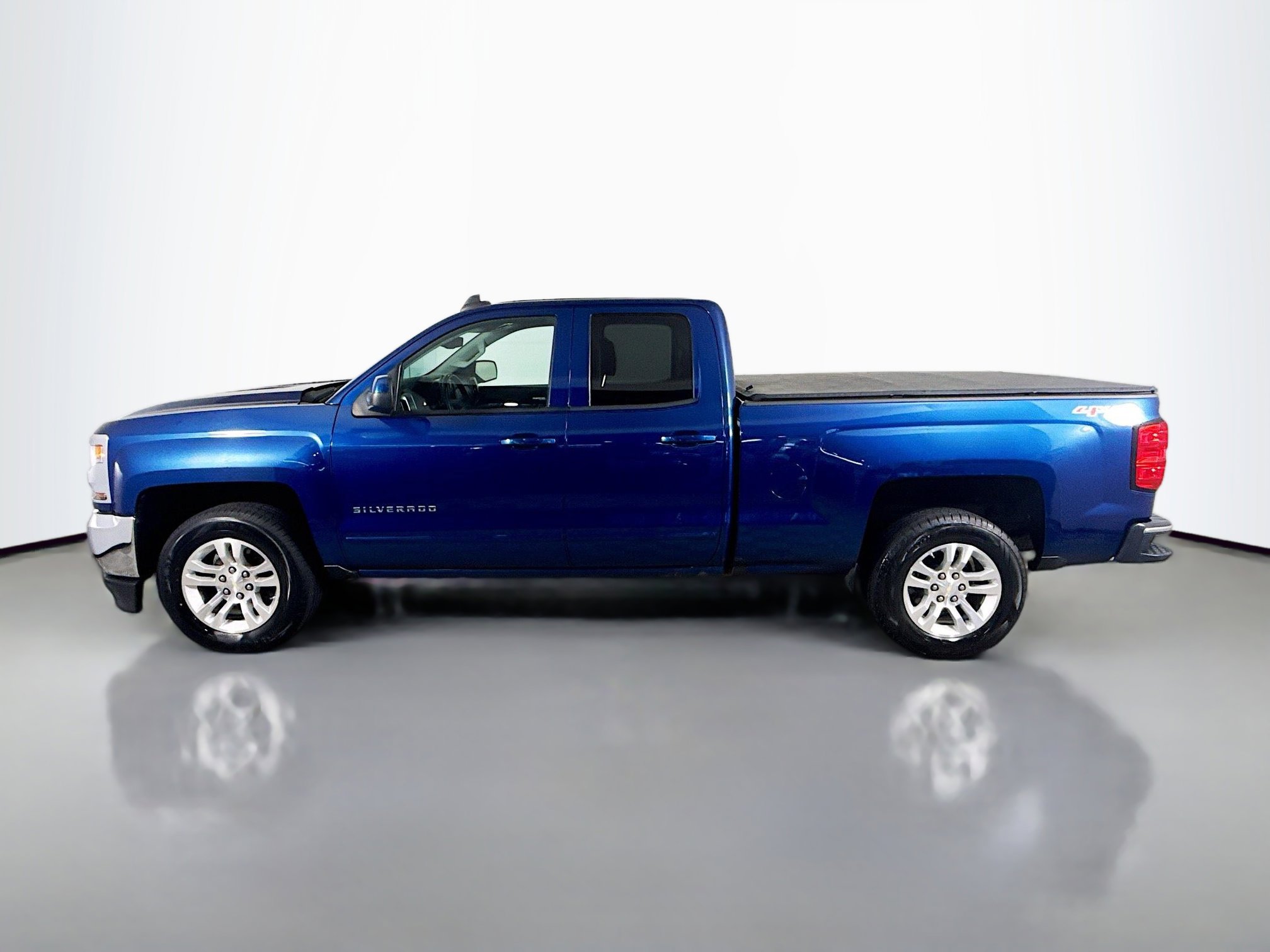 Used 2017 Chevrolet Silverado 1500 LT w/ All Star Edition image 6