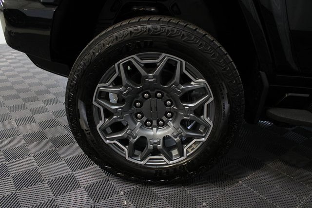 New 2025 GMC Hummer EV 3X AWD/4WD image 48